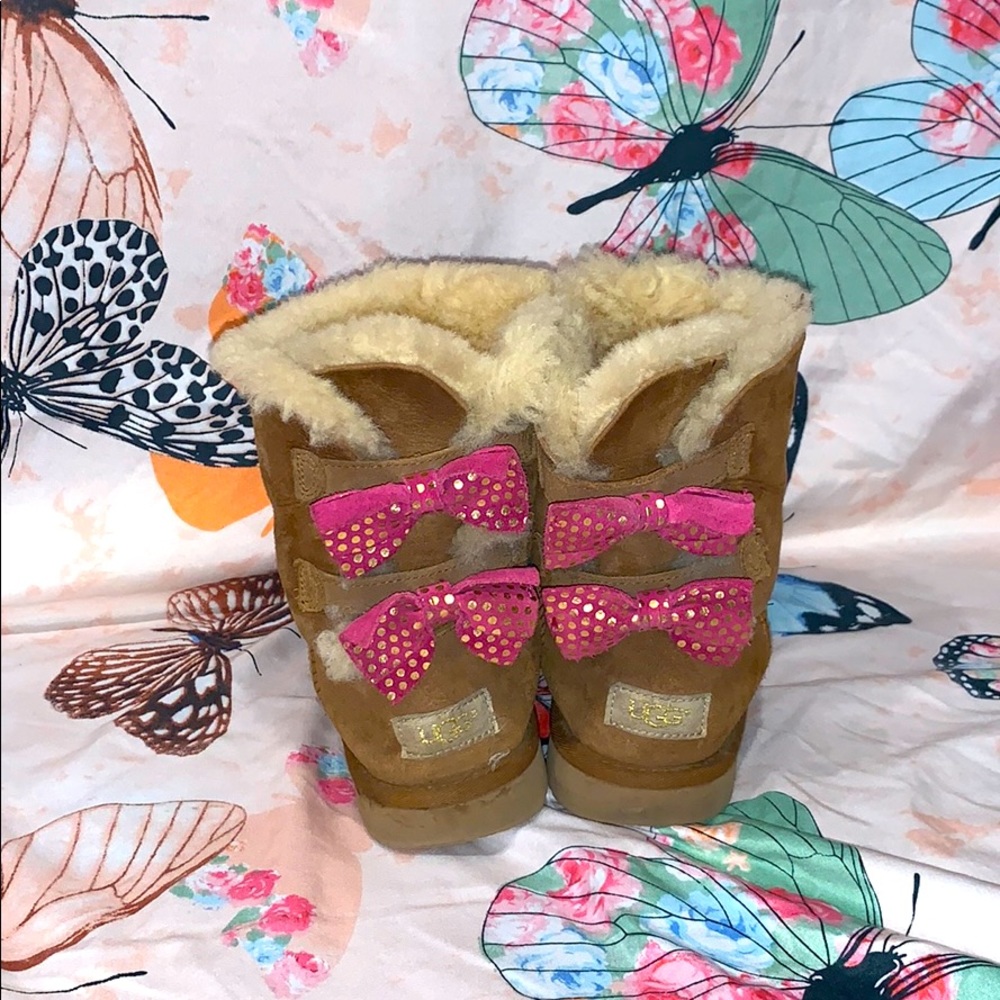 UGGs - Picture 2 of 2